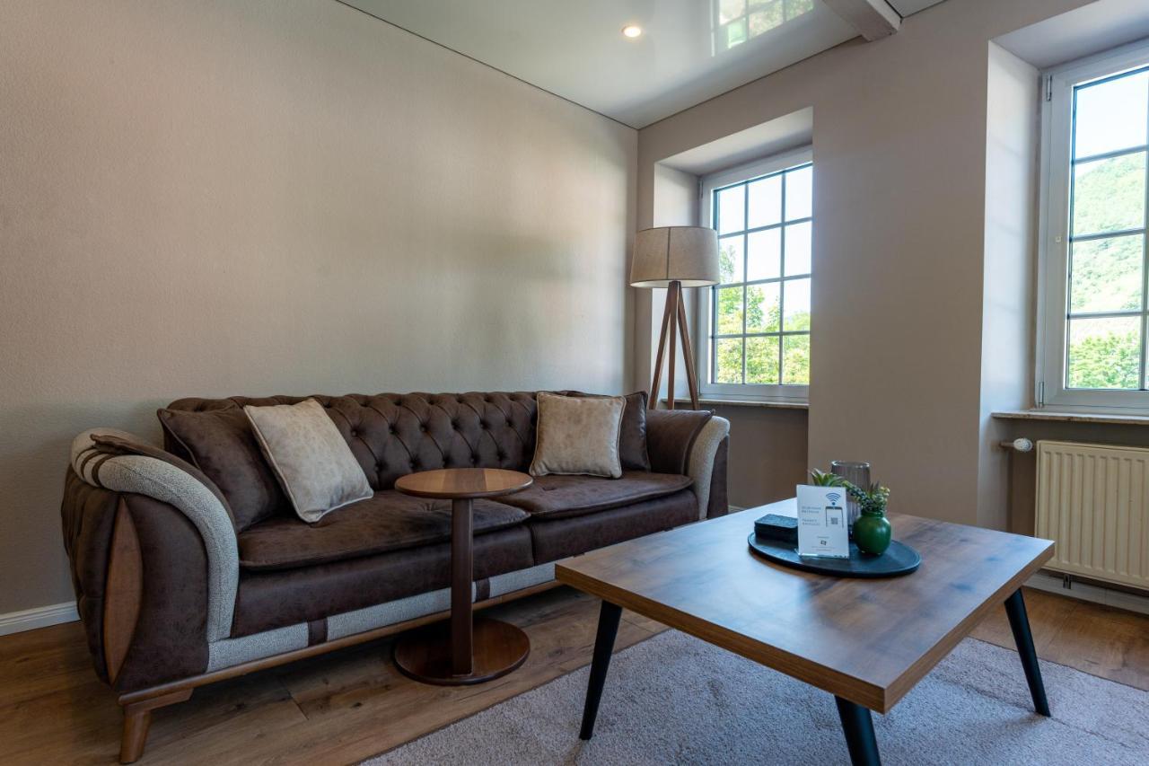 Moselresidenz Bellevue Alf Apartment Alfbach Екстер'єр фото